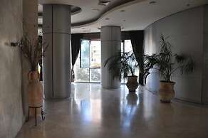 Isra Home Luxury Apartment with Sea View