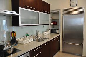 Isra Home Luxury Apartment with Sea View