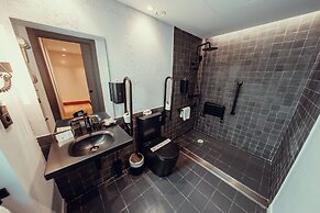 Hotel Transit