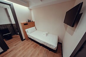 Hotel Transit