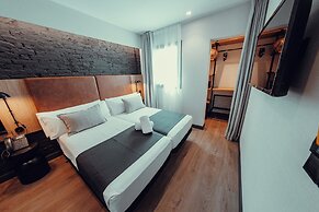 Hotel Transit