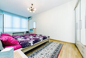 Hotrent Lesi Ukrainky 36B