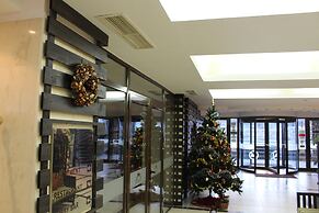 Mountain Paradise by the Walnut Trees