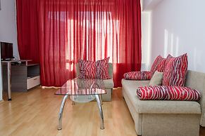 Mountain Paradise by the Walnut Trees