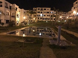 Lilac's garden Vue piscine