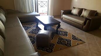 Lilac's garden Vue piscine