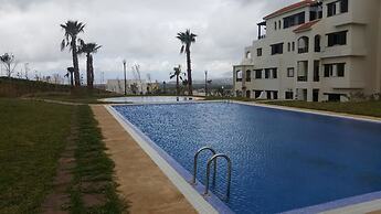 Lilac's garden Vue piscine