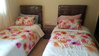 Lilac's garden Vue piscine