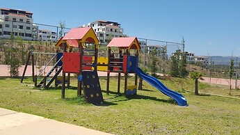 Lilac's garden Vue piscine