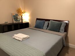 Rooms in Family House in Salem Boston