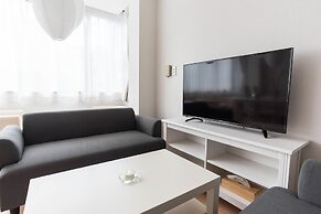 Bijou Suites Ferries Wheel View