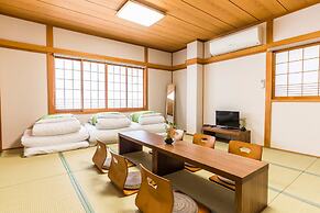 Bijou Suites Ferries Wheel View