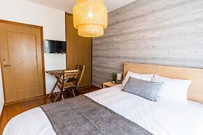 Bijou Suites Ferries Wheel View