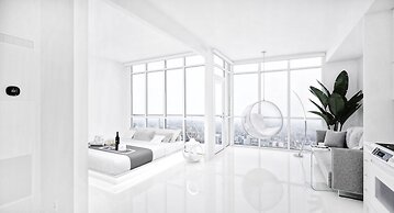 Penthouse 7: Smart Luxury Tower w Panoramic View
