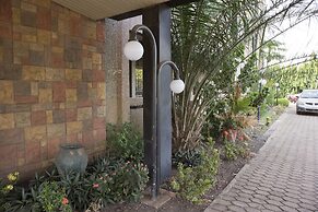 Radach Lodge & Conference Centre