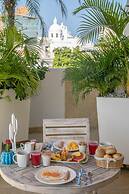 El Cactus Luxury Apartments in Historic Center