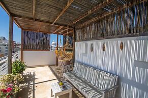 El Cactus Luxury Apartments in Historic Center