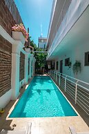 El Cactus Luxury Apartments in Historic Center