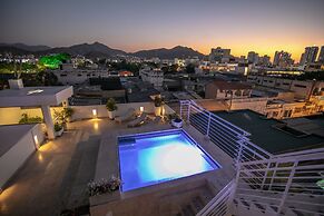 El Cactus Luxury Apartments in Historic Center