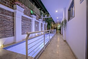 El Cactus Luxury Apartments in Historic Center