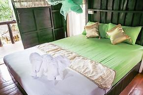 Leaf House Bungalows SHA PLUS approved