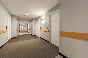 Best Western Plus North Lakes Hotel