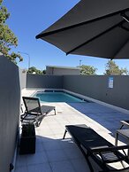 Best Western Plus North Lakes Hotel