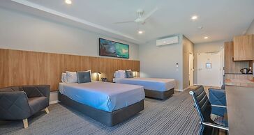 Best Western Plus North Lakes Hotel