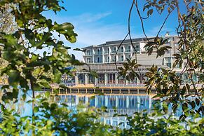 Best Western Plus North Lakes Hotel