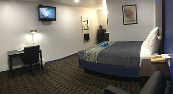 Budget Inn and Suites