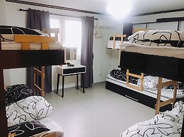 Lux Guesthouse - Hostel