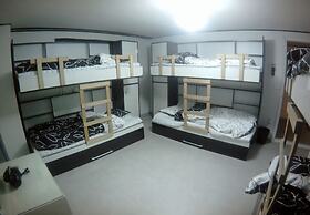 Lux Guesthouse - Hostel