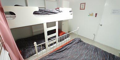 Lux Guesthouse - Hostel