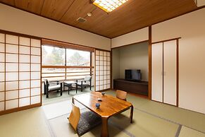 Aso Baien Spa Resort