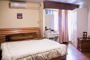 Bob's Thai BNB's