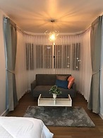 Bob's Thai BNB's