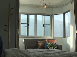 Bob's Thai BNB's
