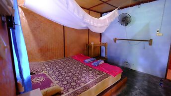 Seaside Resort Koh Lipe