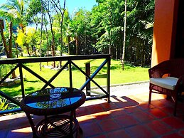 Edgewater Dive & Spa Resort