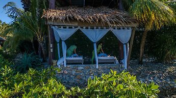 Edgewater Dive & Spa Resort