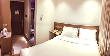 Heef Hotel Pasar Baru Powered by Archipelago