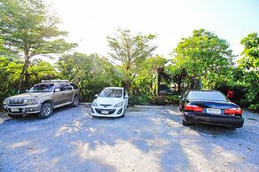 Plern Salaya Resort