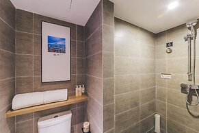 Atour Hotel Lujiazui Babaiban Shanghai