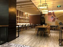 Atour Hotel Lujiazui Babaiban Shanghai