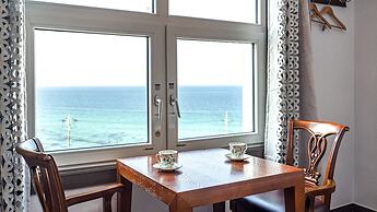 Gangneung Pension Sea and - Pet Friendly