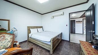 Gangneung Pension Sea and - Pet Friendly