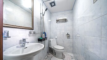 Gangneung Pension Sea and - Pet Friendly