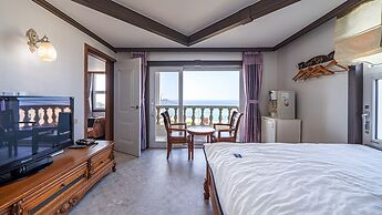 Gangneung Pension Sea and - Pet Friendly