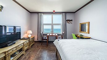 Gangneung Pension Sea and - Pet Friendly