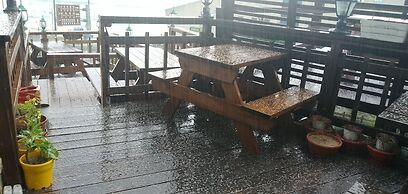 Gangneung Pension Sea and - Pet Friendly